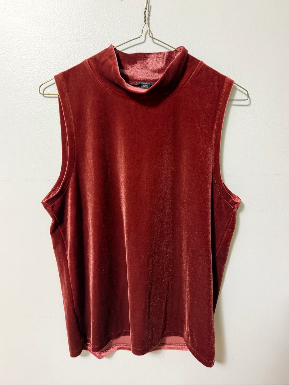 J.Crew Velvet Mock Neck Sleeveless Top Medium Burgundy Win
